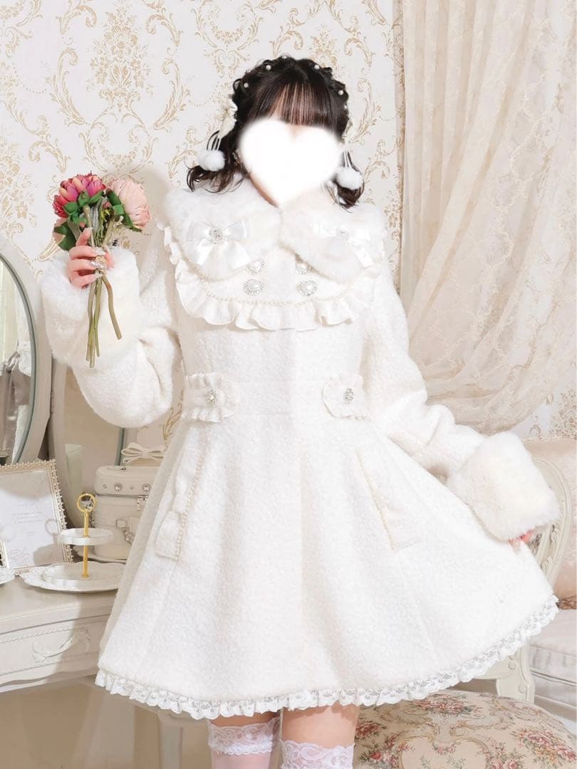 ノエミーNOEMIE さきまるちゃんコラボ！ヨークフレアコート【オフホワイト♡】