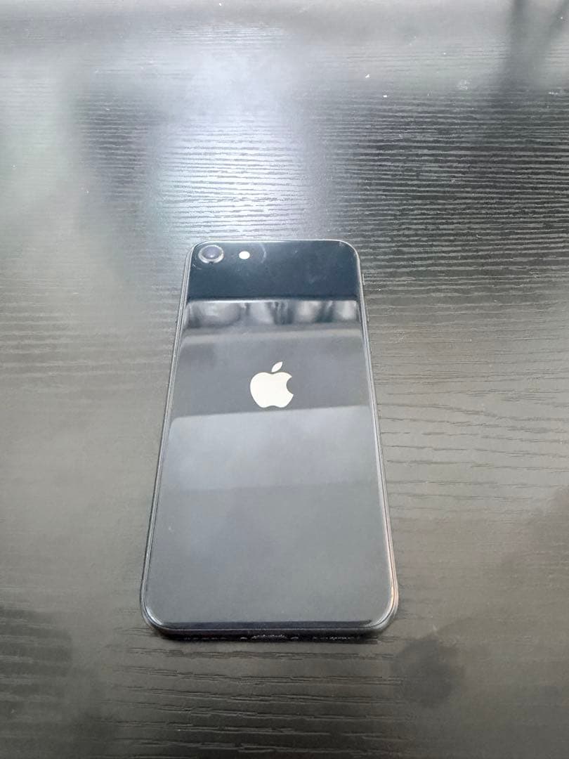 Apple iPhone SE (第3世代) ブラック 本体+カバー