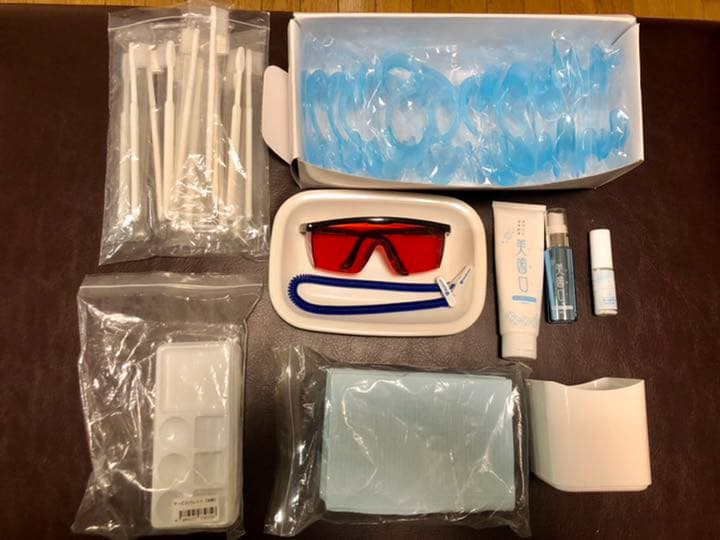 シャリオン社製:セルフホワイトニング機器/ホワイトLED55