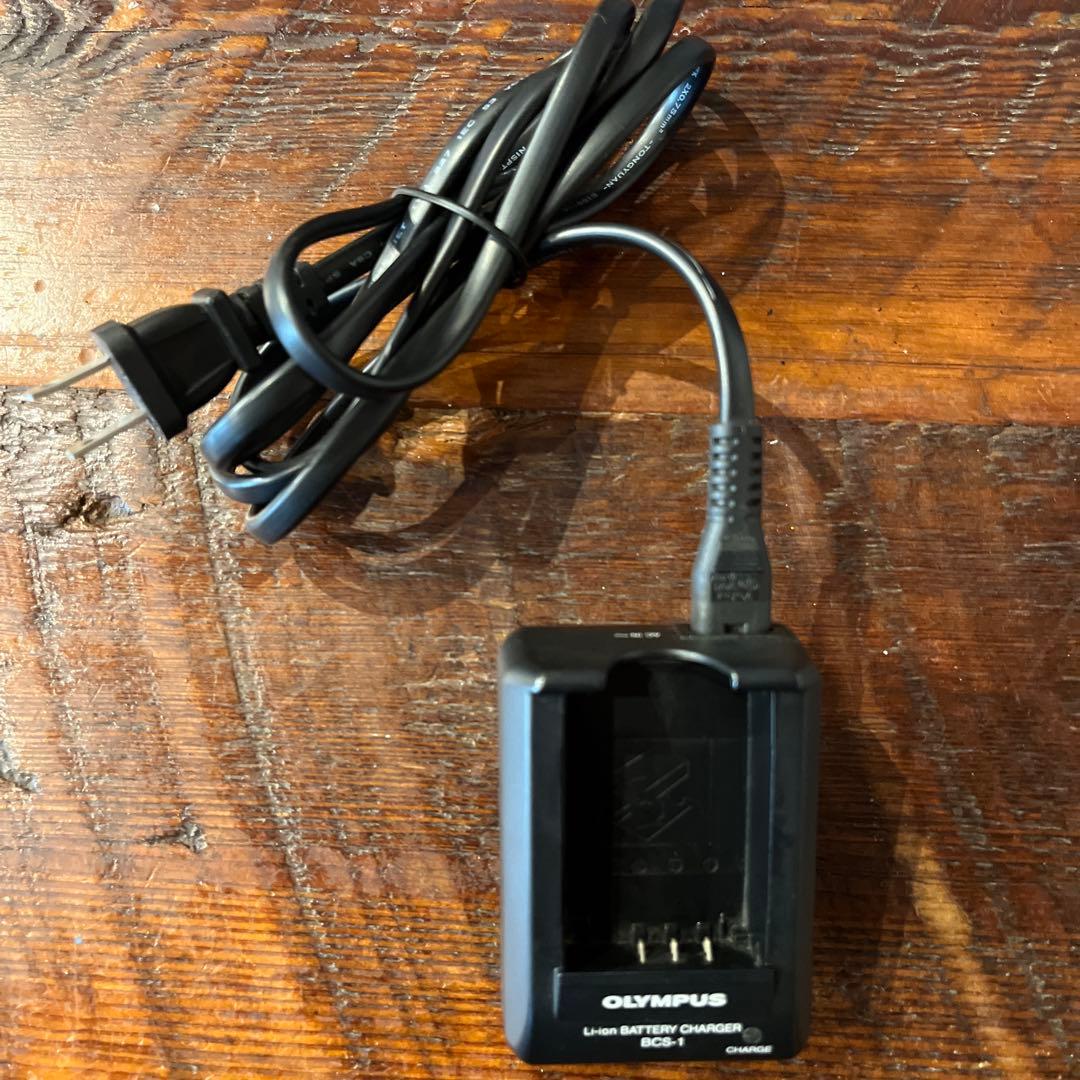 オリンパス　デジタル一眼レフカメラ　E 410