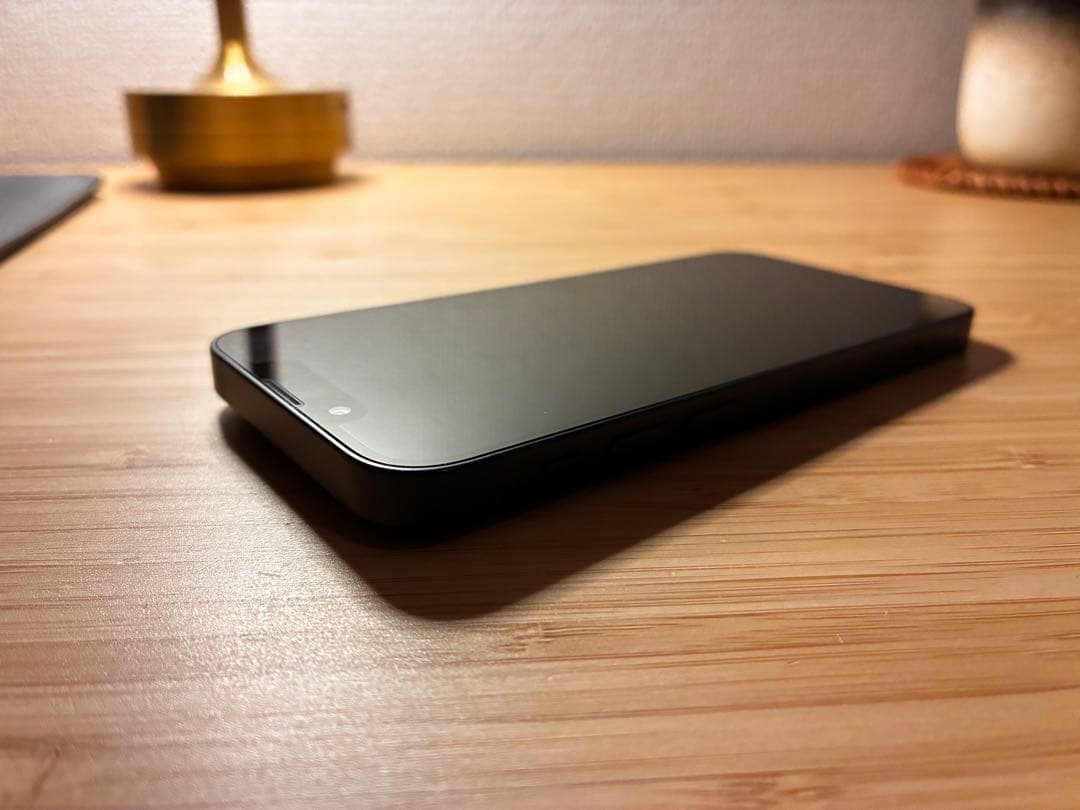 iPhone 13mini 本体 ミッドナイト 米国版 シャッター音が無し