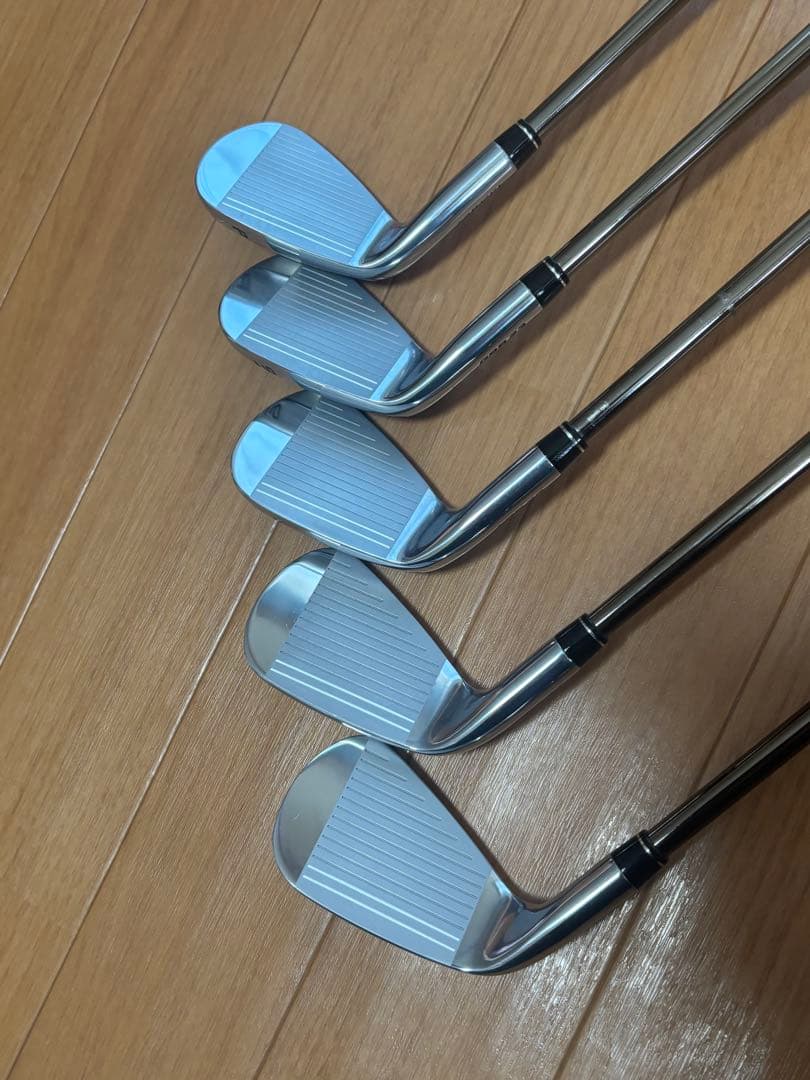 にこちゃんです。キャロウェイグレイトビッグバーサ6〜Ｐセットです