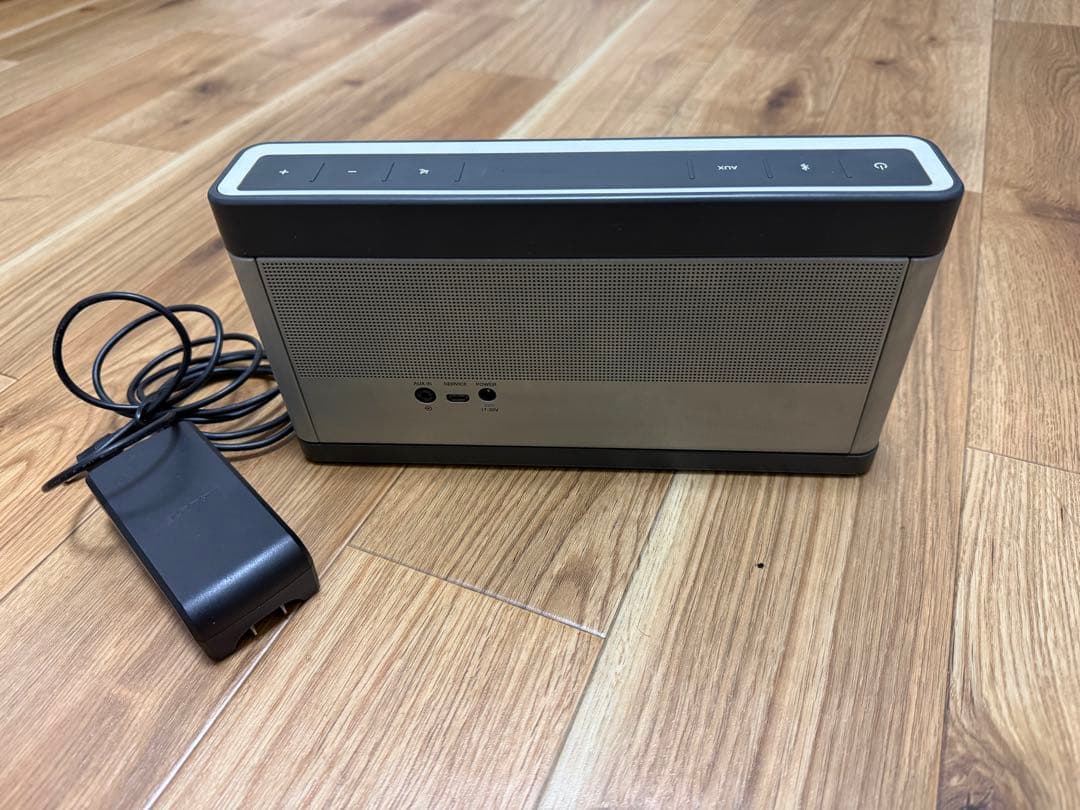 Bose Bluetoothスピーカー 本体 充電器付き