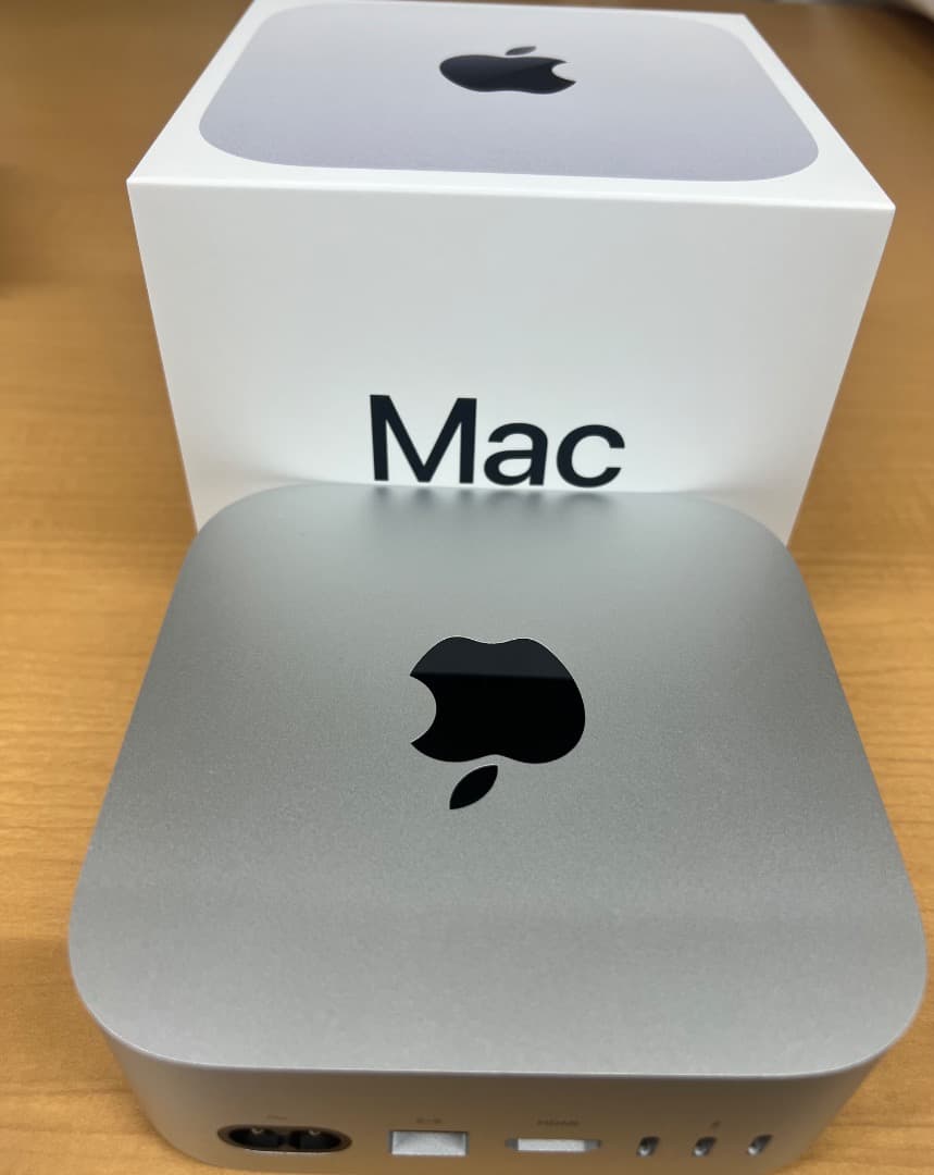 美品　Mac mini m4シルバー 箱付き 16GBメモリ　SSD256GB