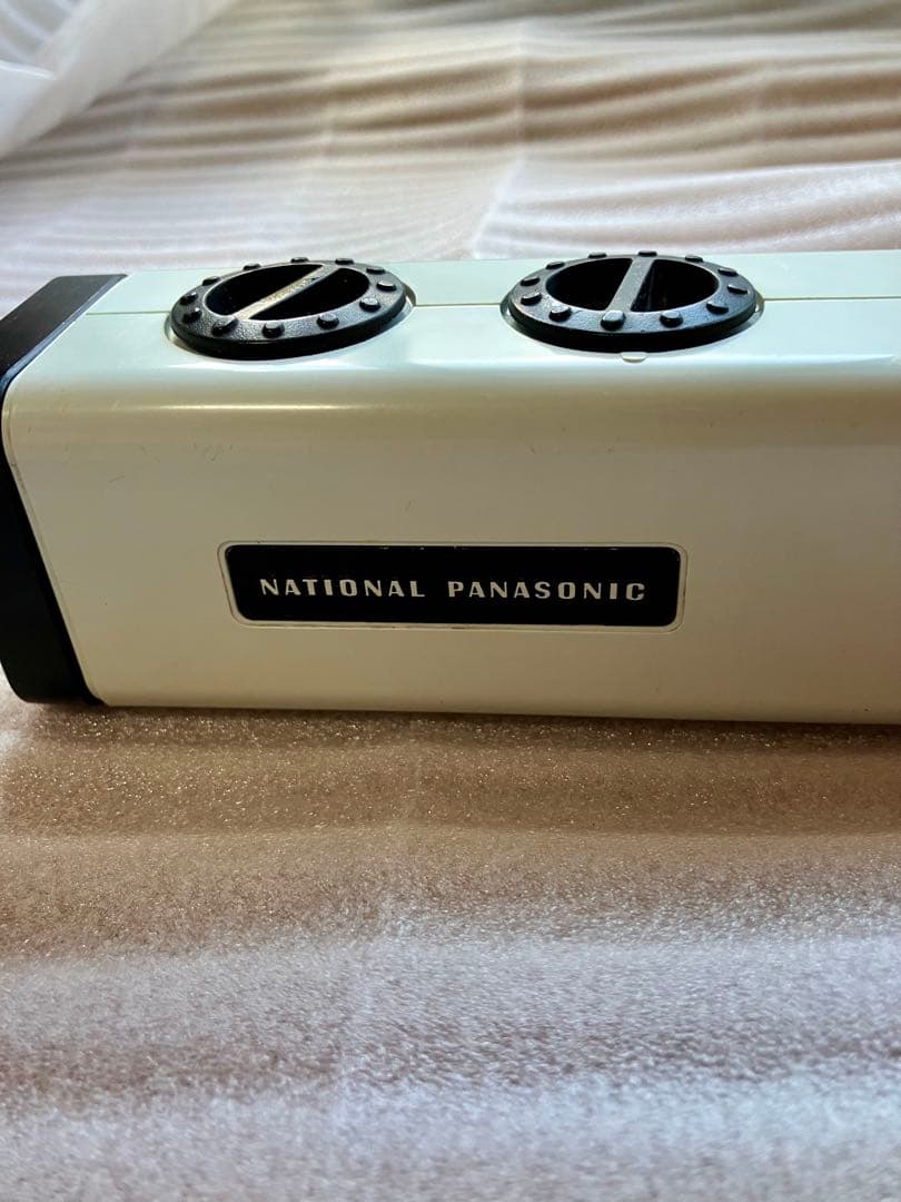 ナショナルパナソニック R-82 希少 1972年 デザインAMラジオ