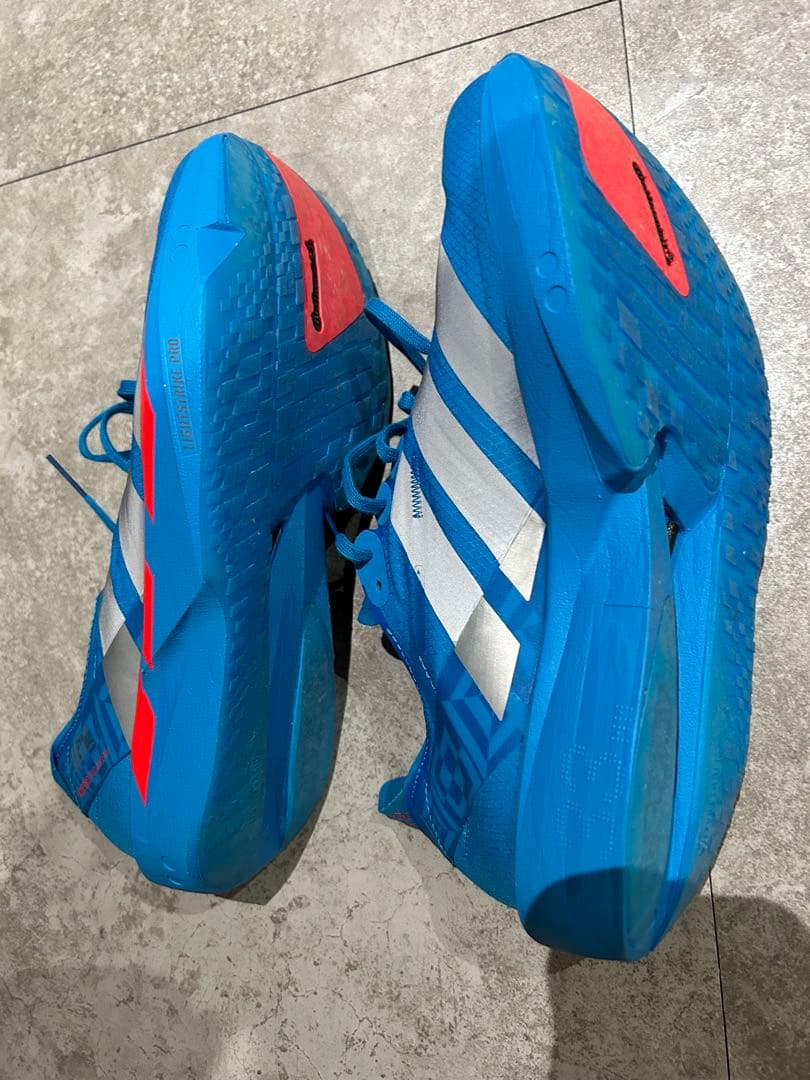 アディダス　タクミセン11