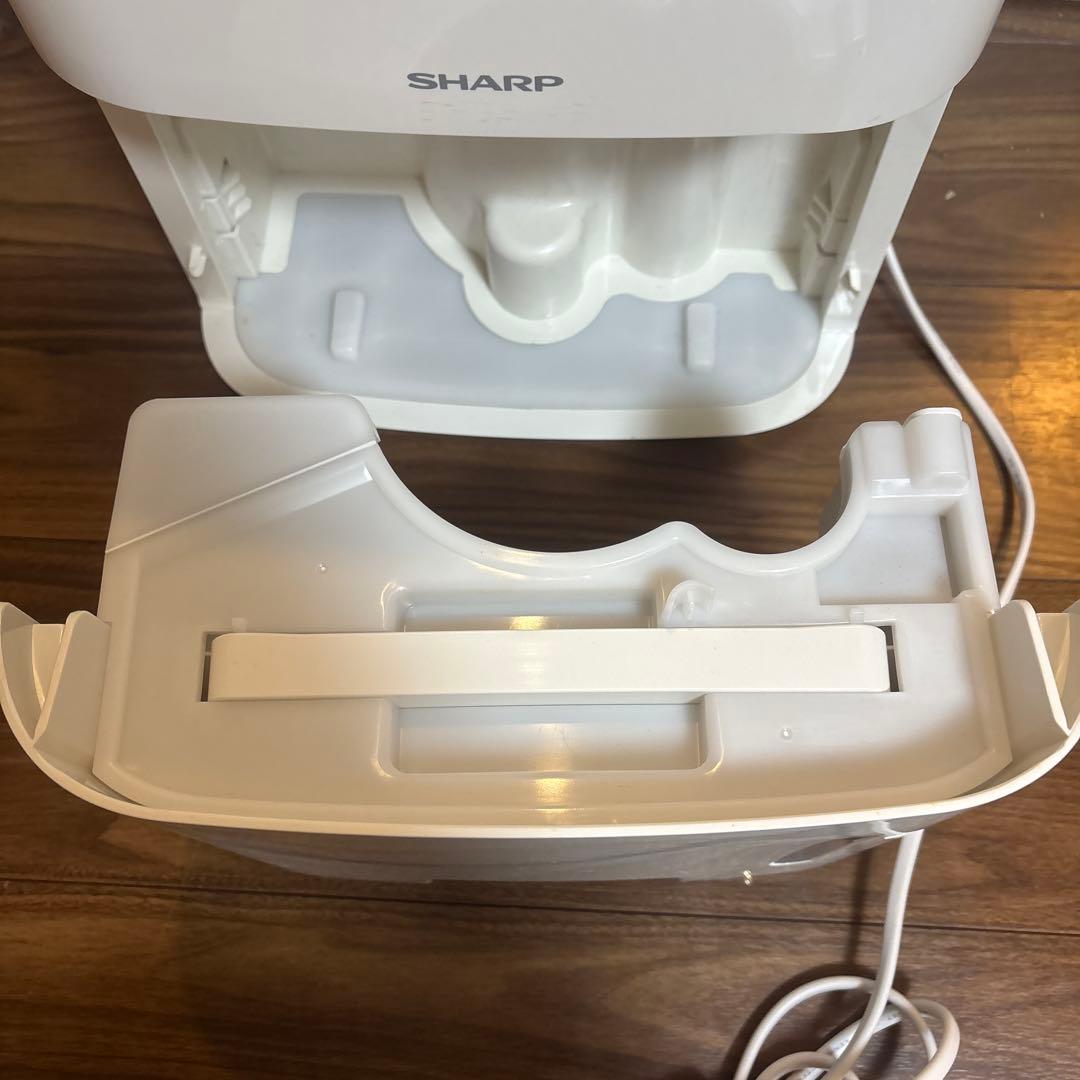 除湿機・乾燥機 cv-g71-w