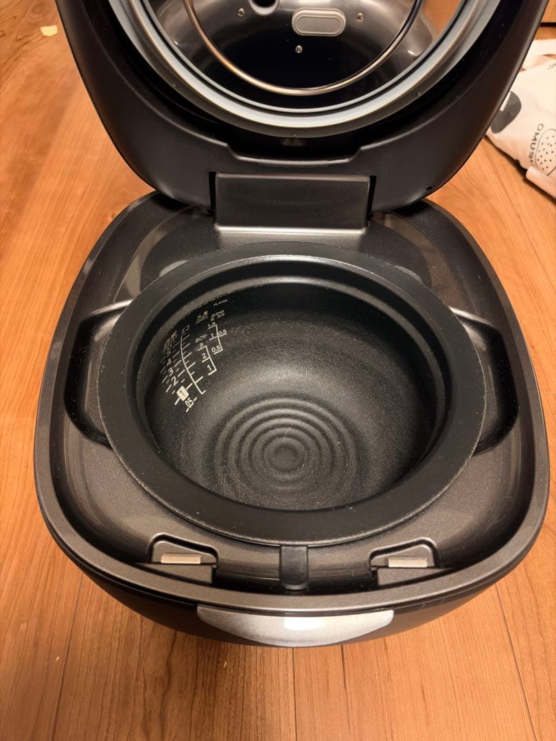 底値　タイガー　圧力IHジャー　土鍋ご泡火ほうび炊き JPL-G100KL