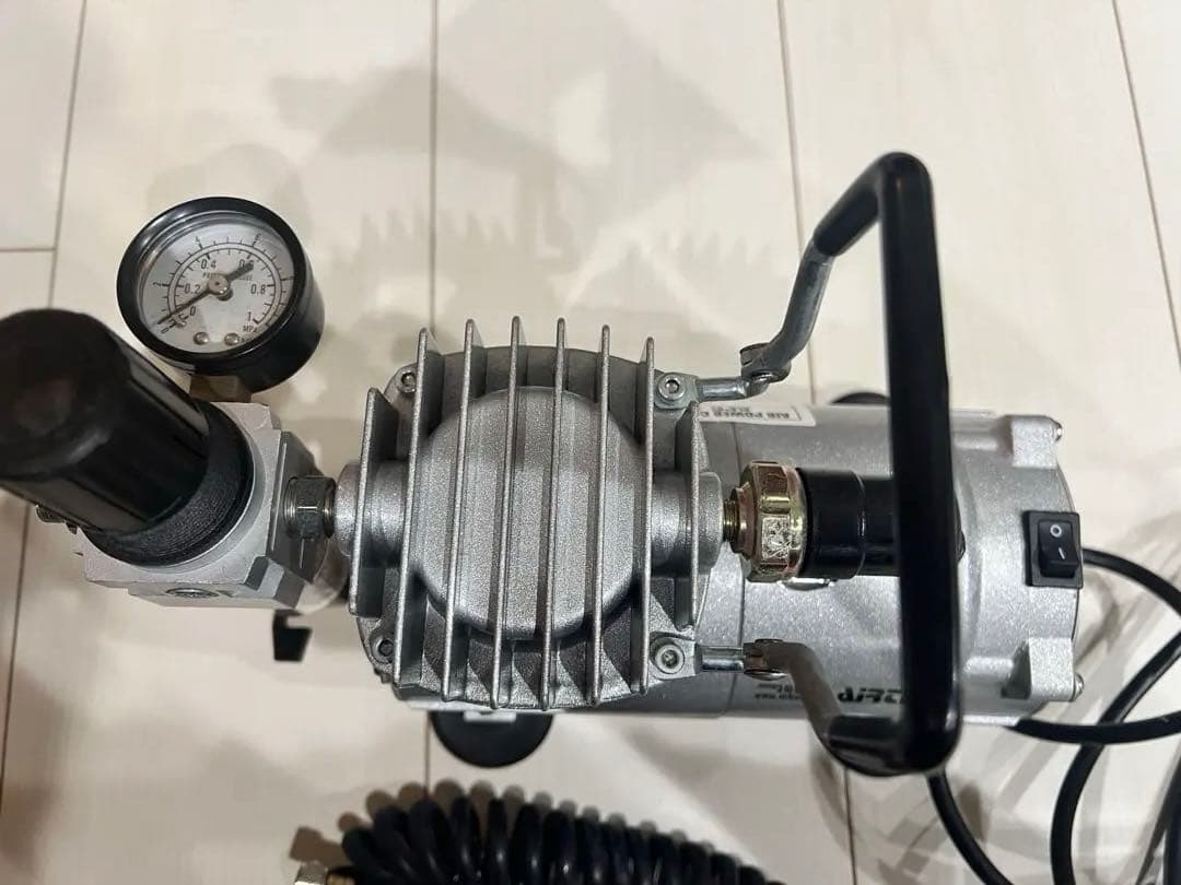 APC-001R エアブラシコンプレッサー　まとめ売り。