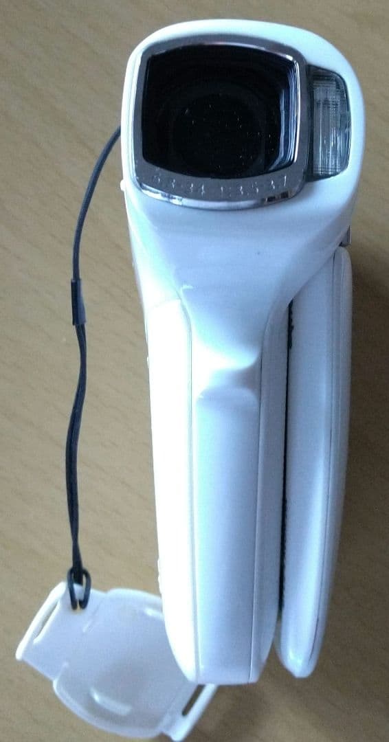 SANYO デジタルムービーカメラ　品番 DMX-CG9 Xacti