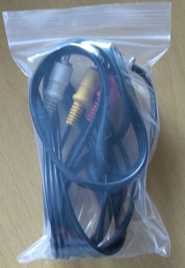 SANYO デジタルムービーカメラ　品番 DMX-CG9 Xacti