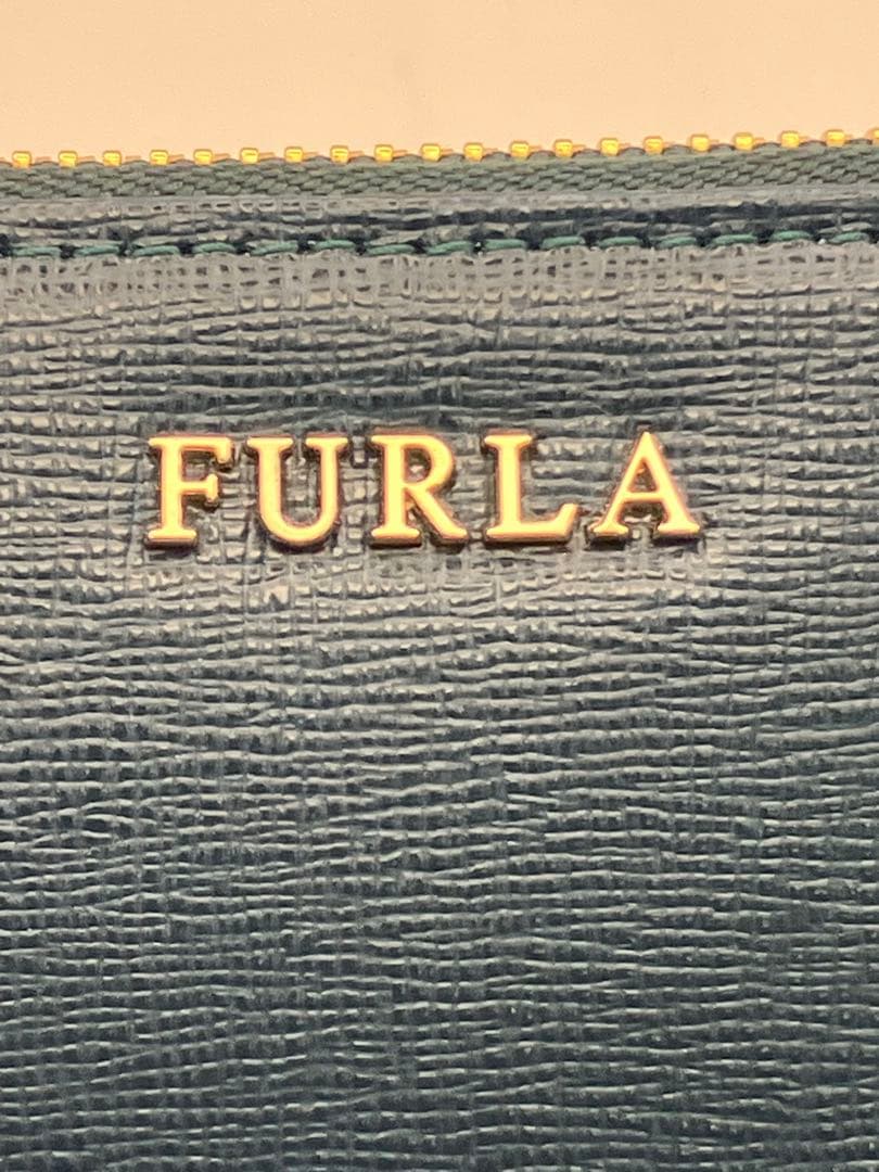 新品未使用　FURLA長財布　Y