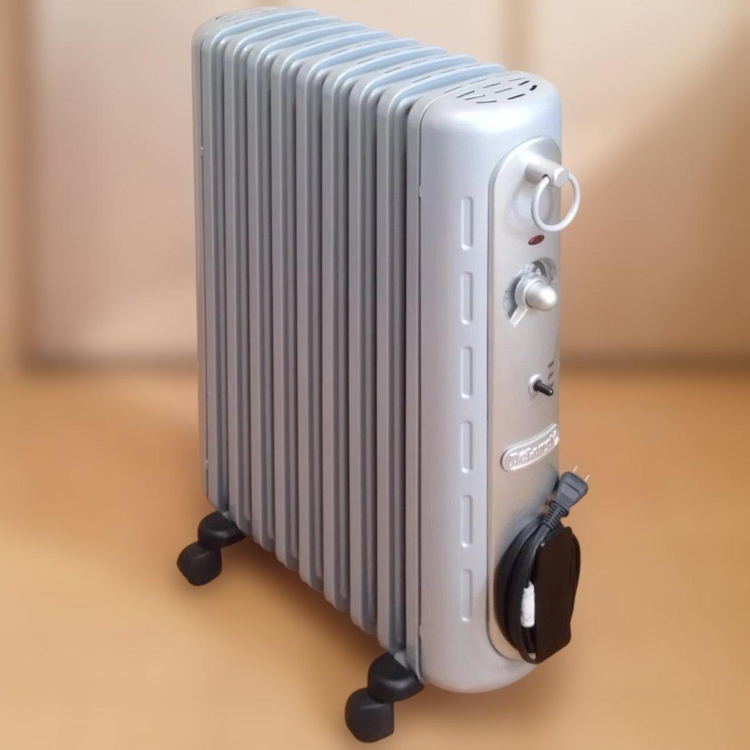 レトロデザイン デロンギ オイルヒーター R910912CF