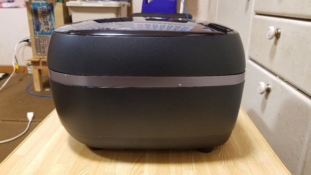 ☆2020年製☆土鍋ご泡火炊き☆タイガー圧力IH炊飯器 タッチパネル操作搭載