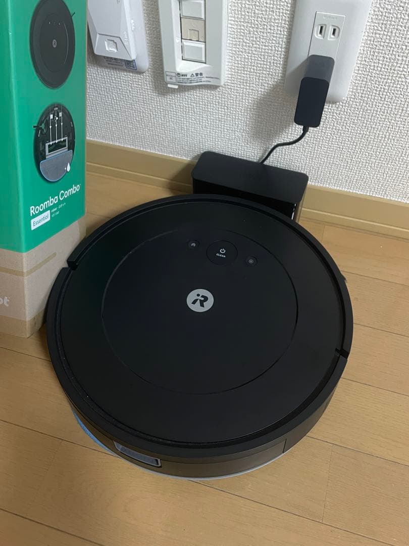 美品ルンバ Combo Essential Y011060 ブラック