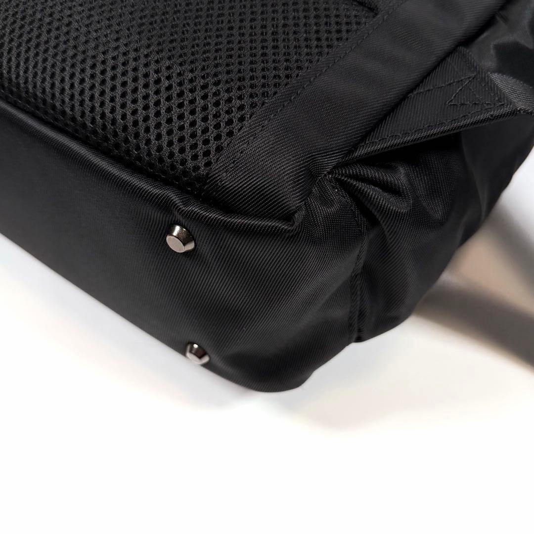 【未使用に近い】サムソナイト　ビジネスリュック　デボネア5 バックパックM 黒