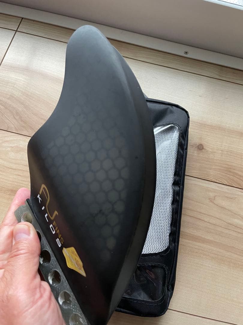 AUFINS フューチャー AUフィン ツインフィンハニカムコア