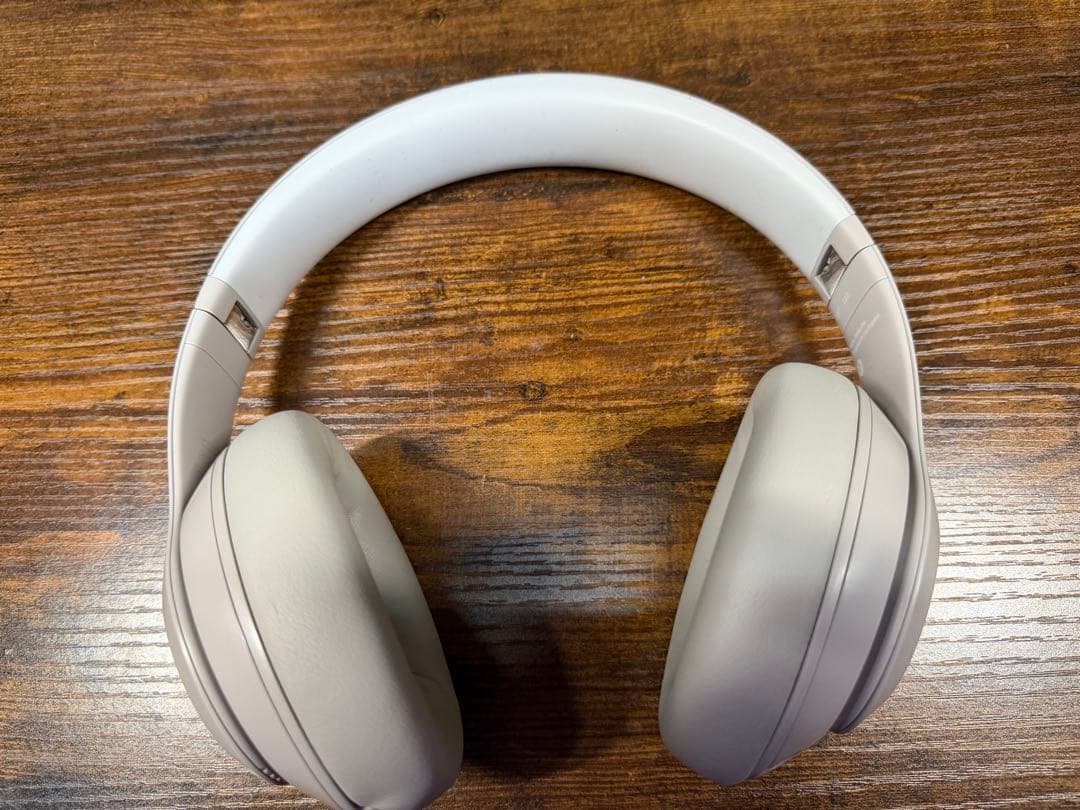 Beats Studio Pro サンドストーン - ワイヤレスヘッドフォン