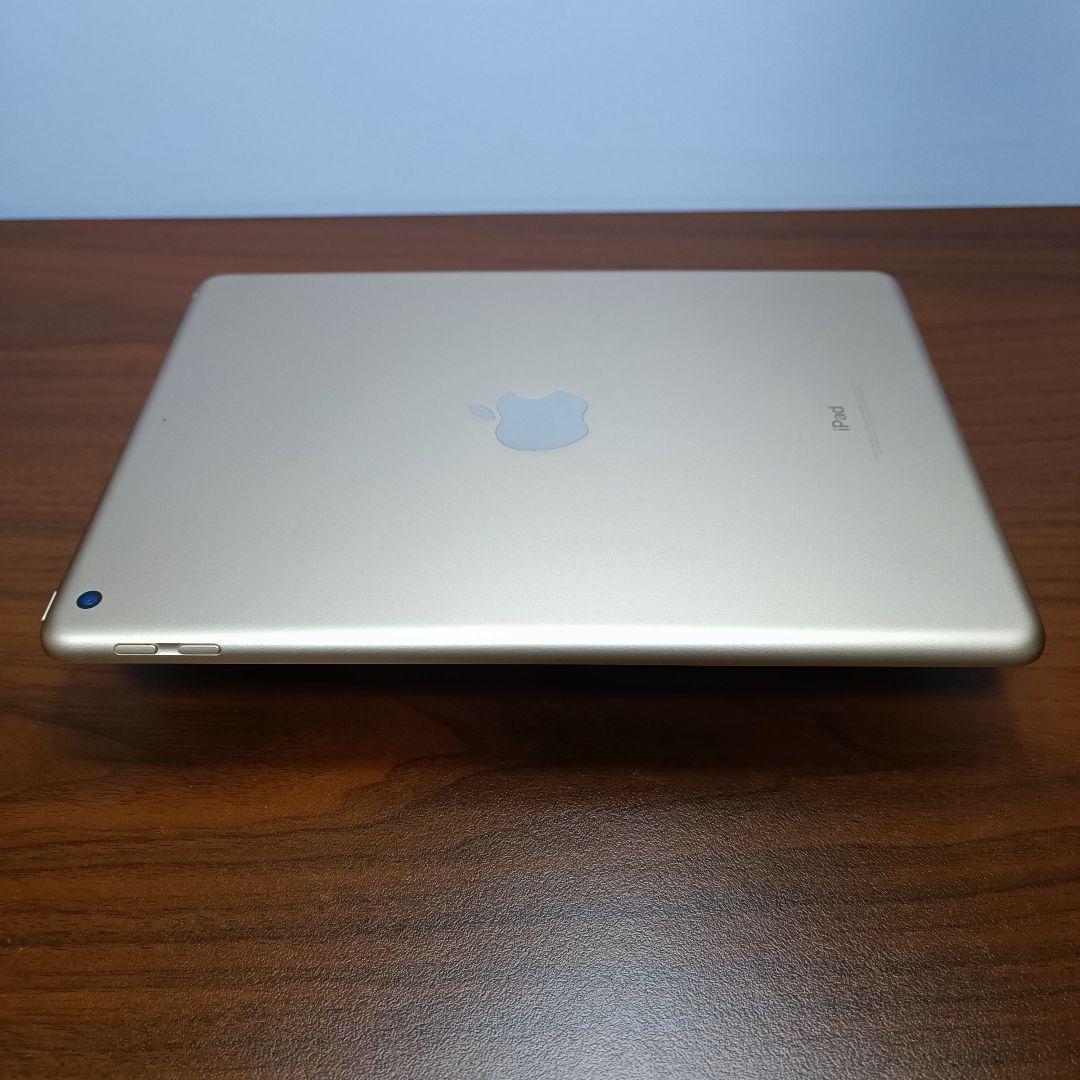 (美品) iPad 9.7 第5世代 WiFi 128GB キーボード付き