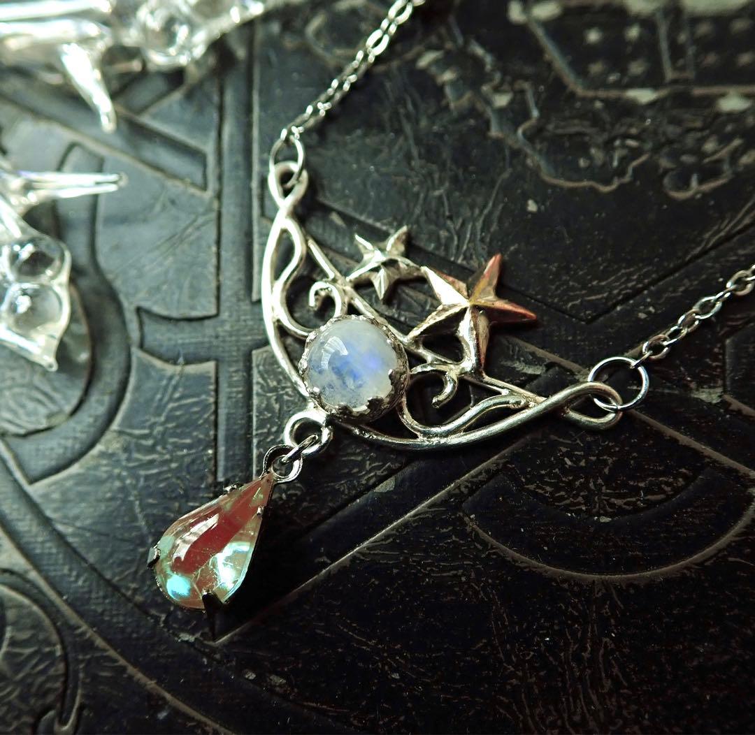 専用⭐︎サフィリーン✴︎星と月舟のネックレス