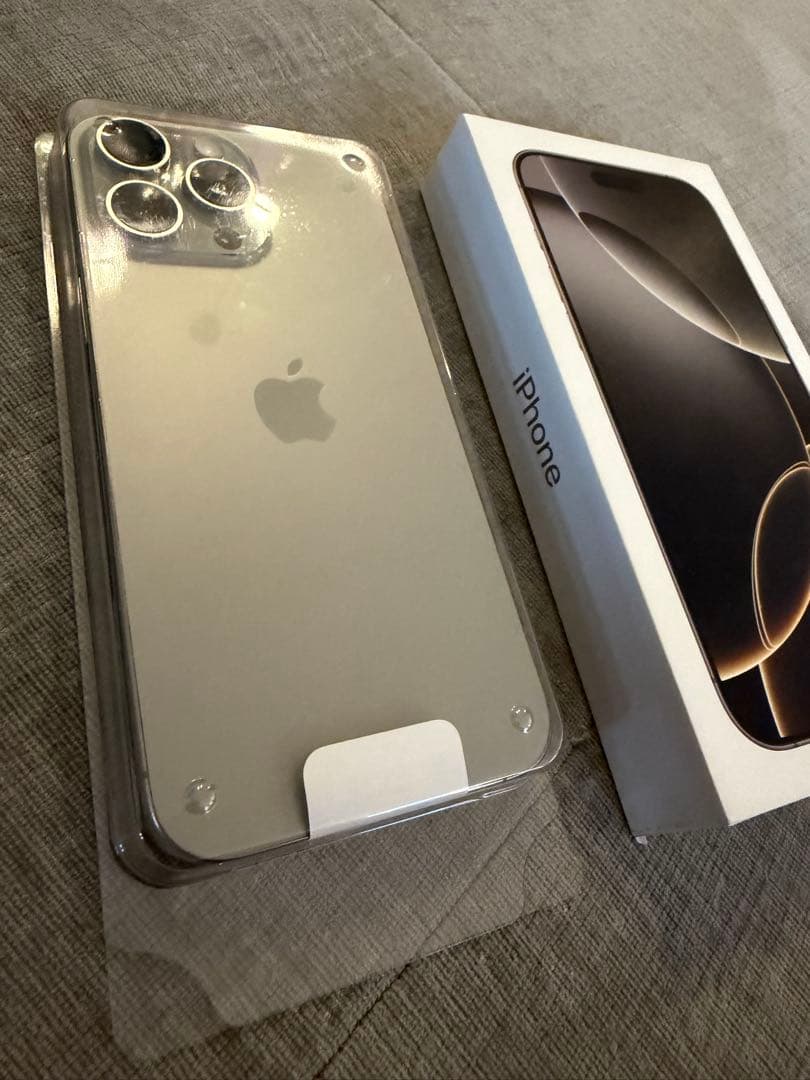 #新品　iPhone 16 pro max ナチュラルチタニウム