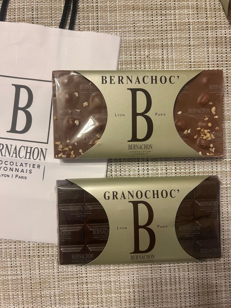 ベルナシオン　GRANOCHOC BERNACHOC 2枚セット