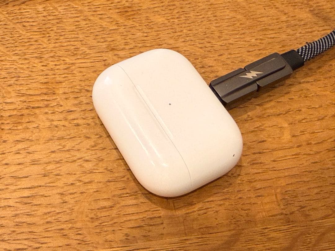 AirPods Pro (第2世代) Lightning充電ケース付き