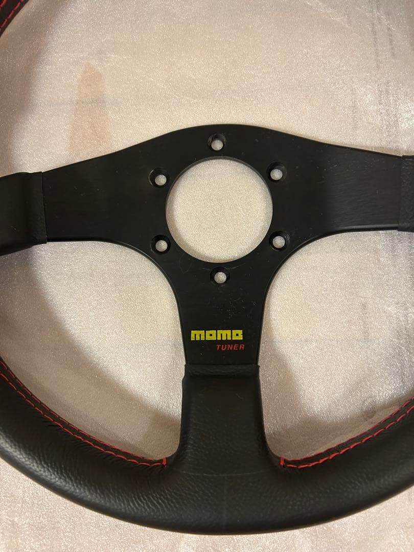 MOMOチューナーステアリング