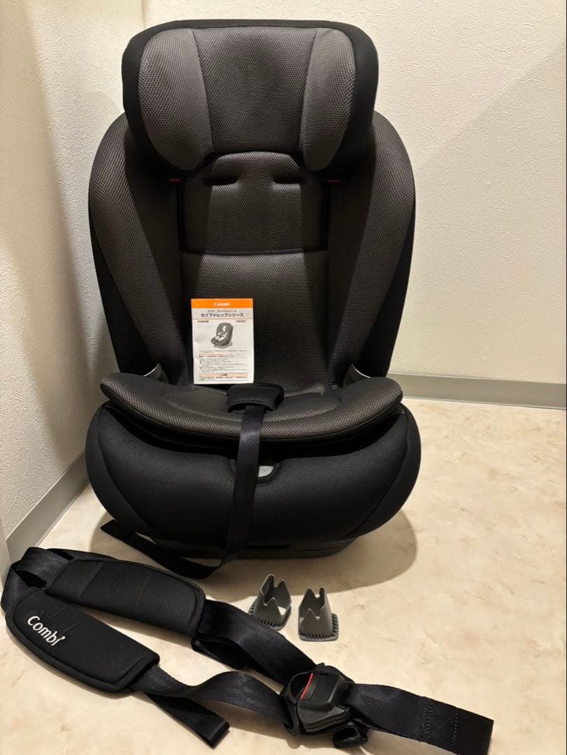 Combi チャイルドシート セイブトレック ISOFIX 美品