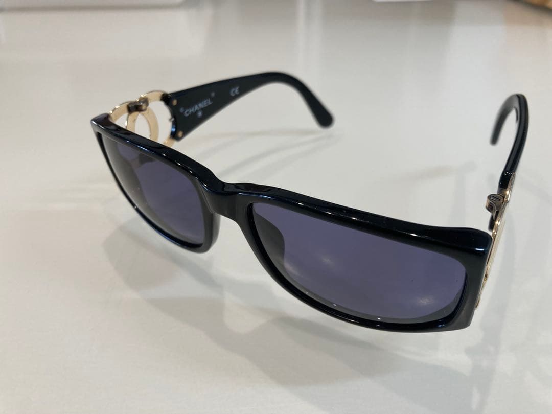 CHANEL ゴールドココマーク サングラス