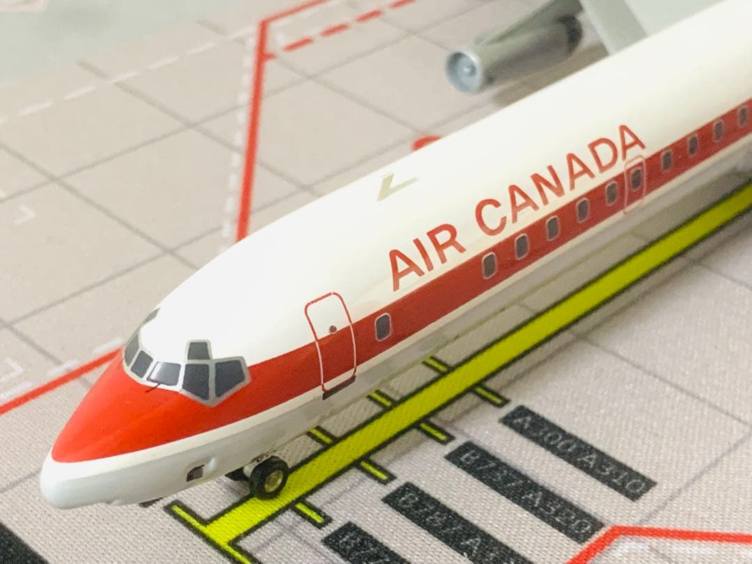 インフライト１／２００エアカナダＤＣ－８－６３金属製ダイキャストモデル完成品