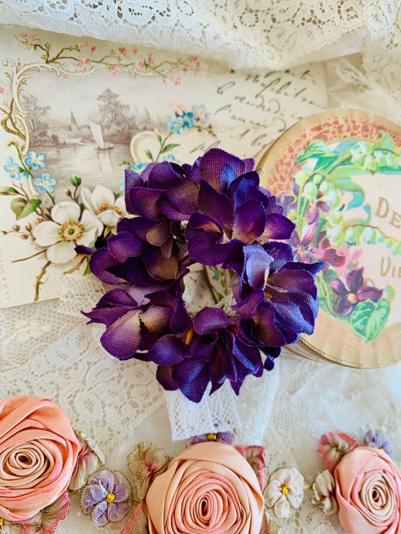 フランスアンティークスミレ布花冠＆DEMELスミレの砂糖漬70g未開封品set