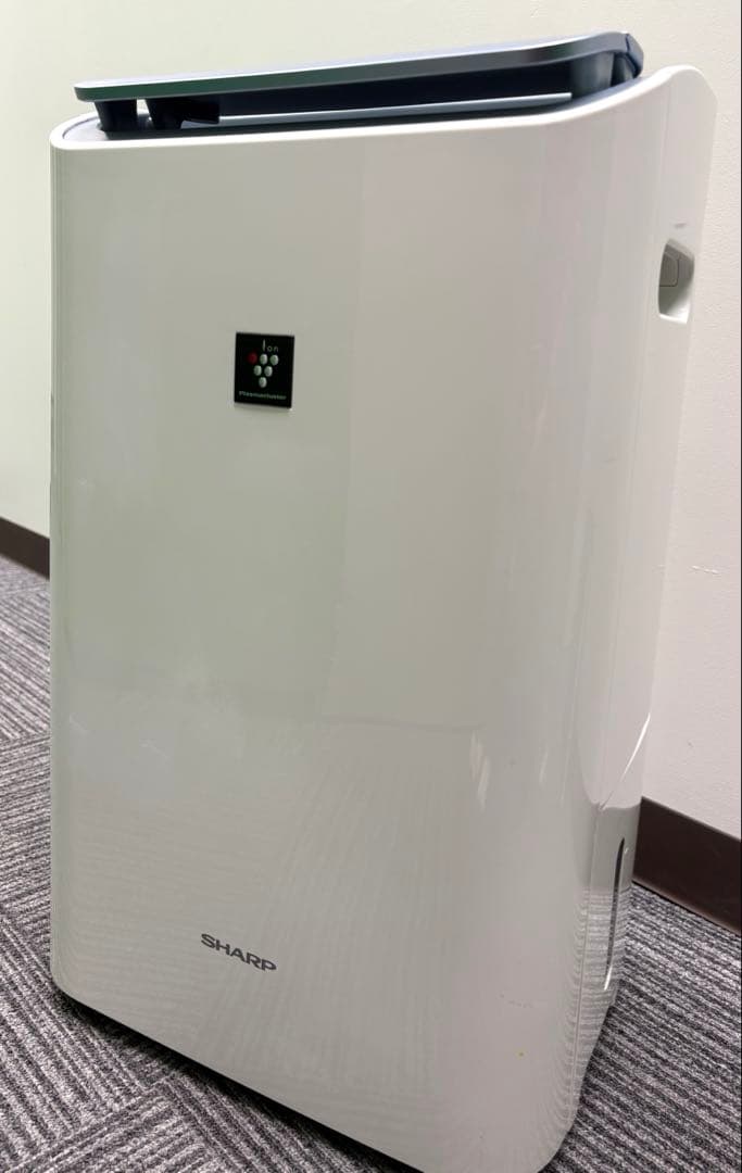 【美品】SHARP 空気清浄除湿機・乾燥機 ホワイト　CV-EF120衣類乾燥