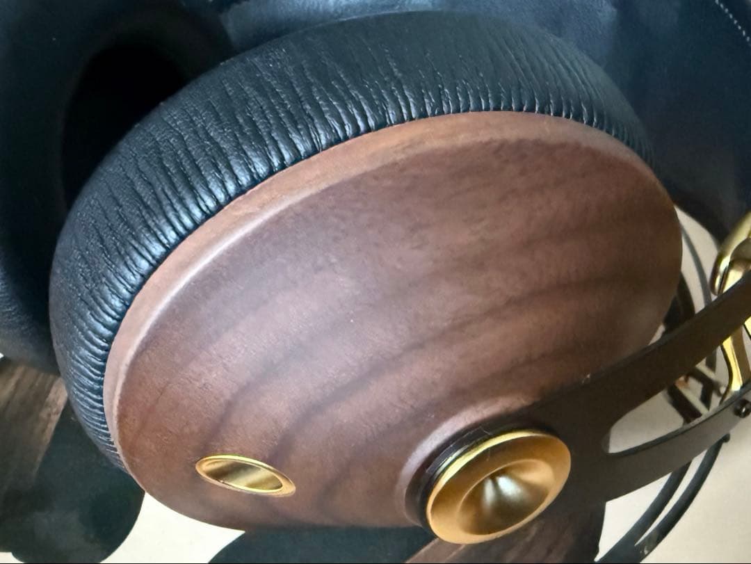 MEZE 99 Classics ヘッドホン（2.5mm純正バランスケーブル付）