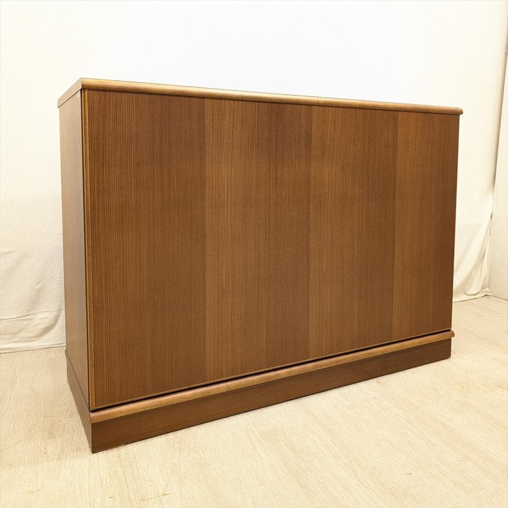 美品　カリモク　キッチンカウンター　食器棚　レンジ台　レンジボード　家電収納