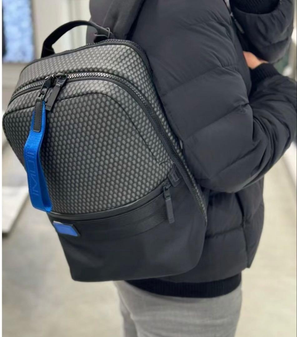 TUMI 「ノタウェイ」バックパック レインカバー付き