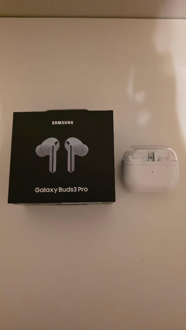 【美品】Galaxy Buds3 Pro ホワイト / 付属品完備