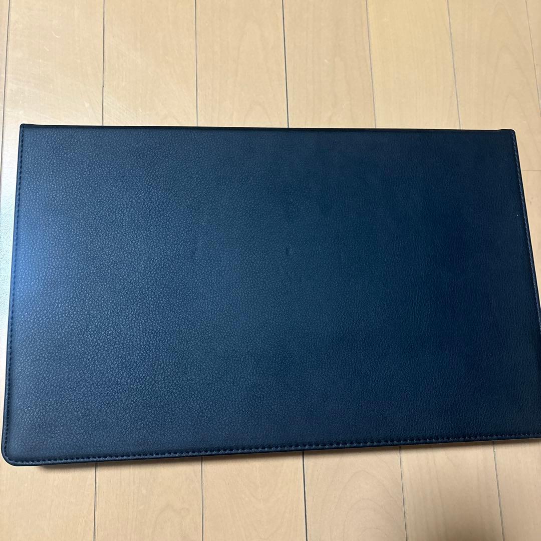 ポータブルゲーミングモニター　PS4対応HORI　15.6インチ