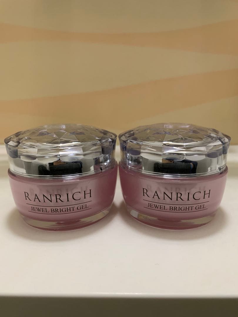 薬用ランリッチ　健康家族　美白オールインワン宝石ジェル・50g2個セット