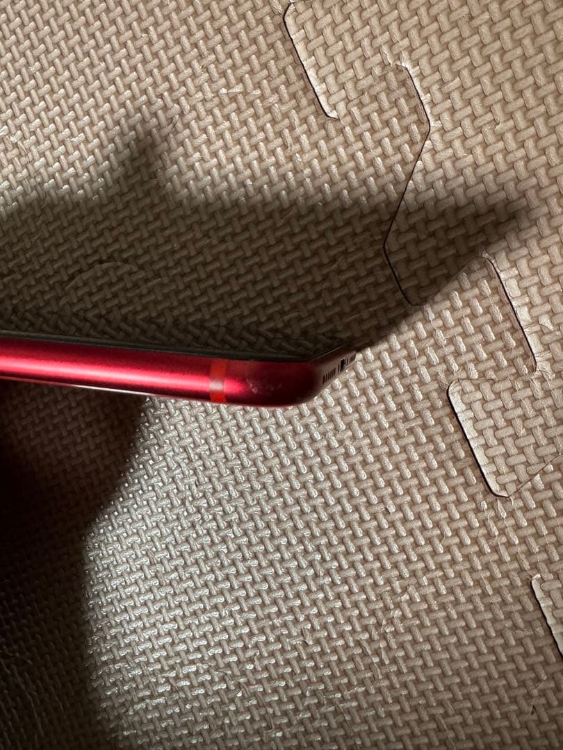 Apple iPhone SE (第2世代) レッド