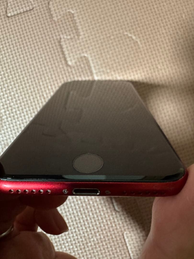 Apple iPhone SE (第2世代) レッド
