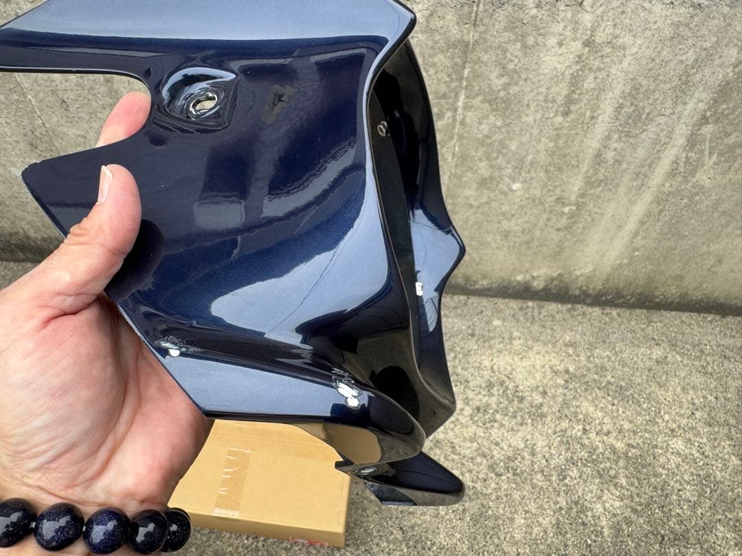 ゼファー750 ガソリンタンク、ビキニ、サイドカバーなどなど