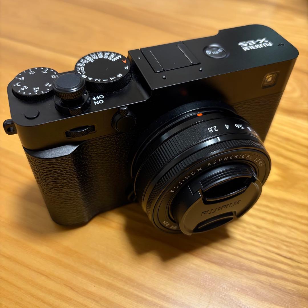 FUJIFILM X-E5 レンズキット　ブラック　おまけ付き　作例あり