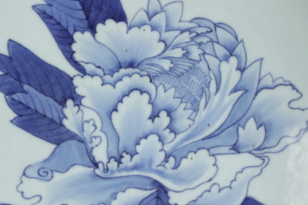 鍋島染付 牡丹文 大皿 藍鍋島 後期鍋島 櫛高台 古伊万里 絵皿 古美術 骨董品
