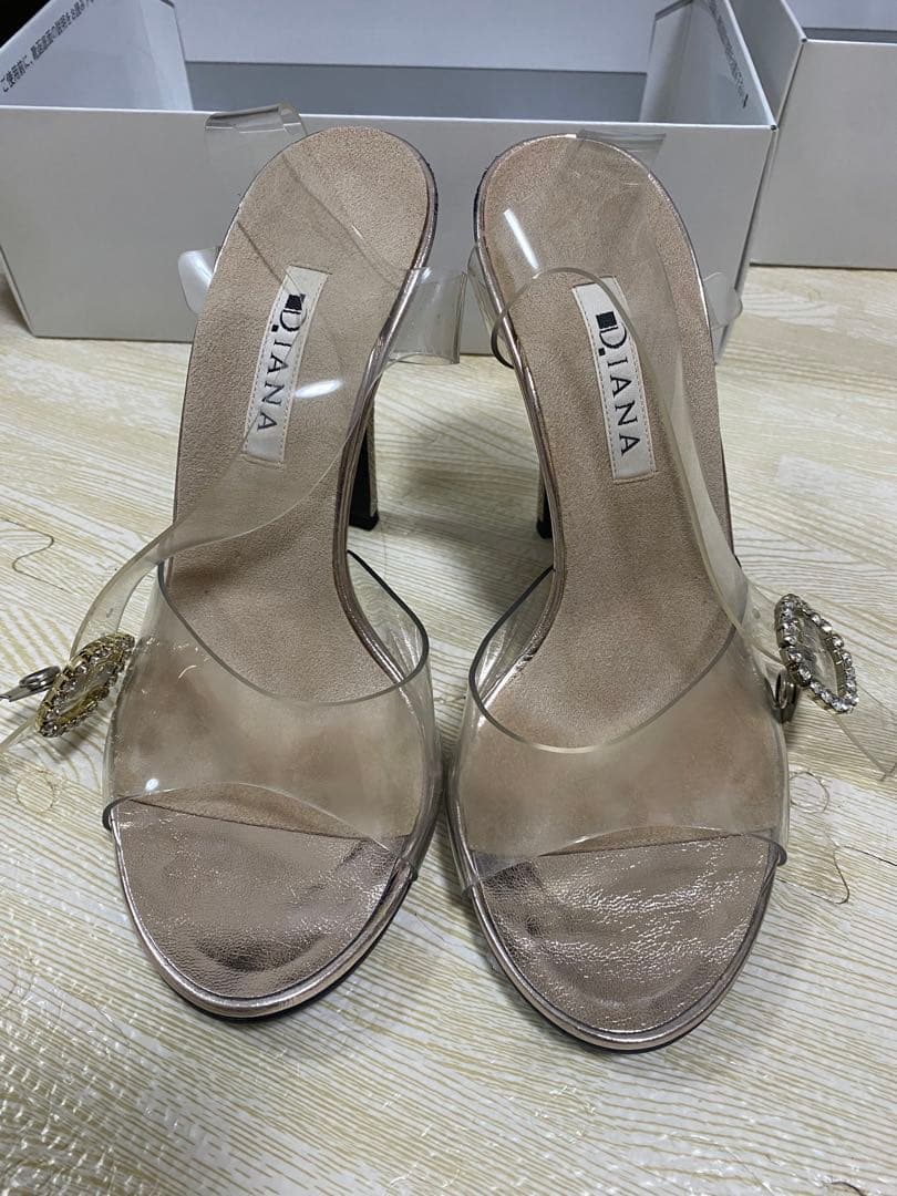 DIANA JBBF公認ヒール