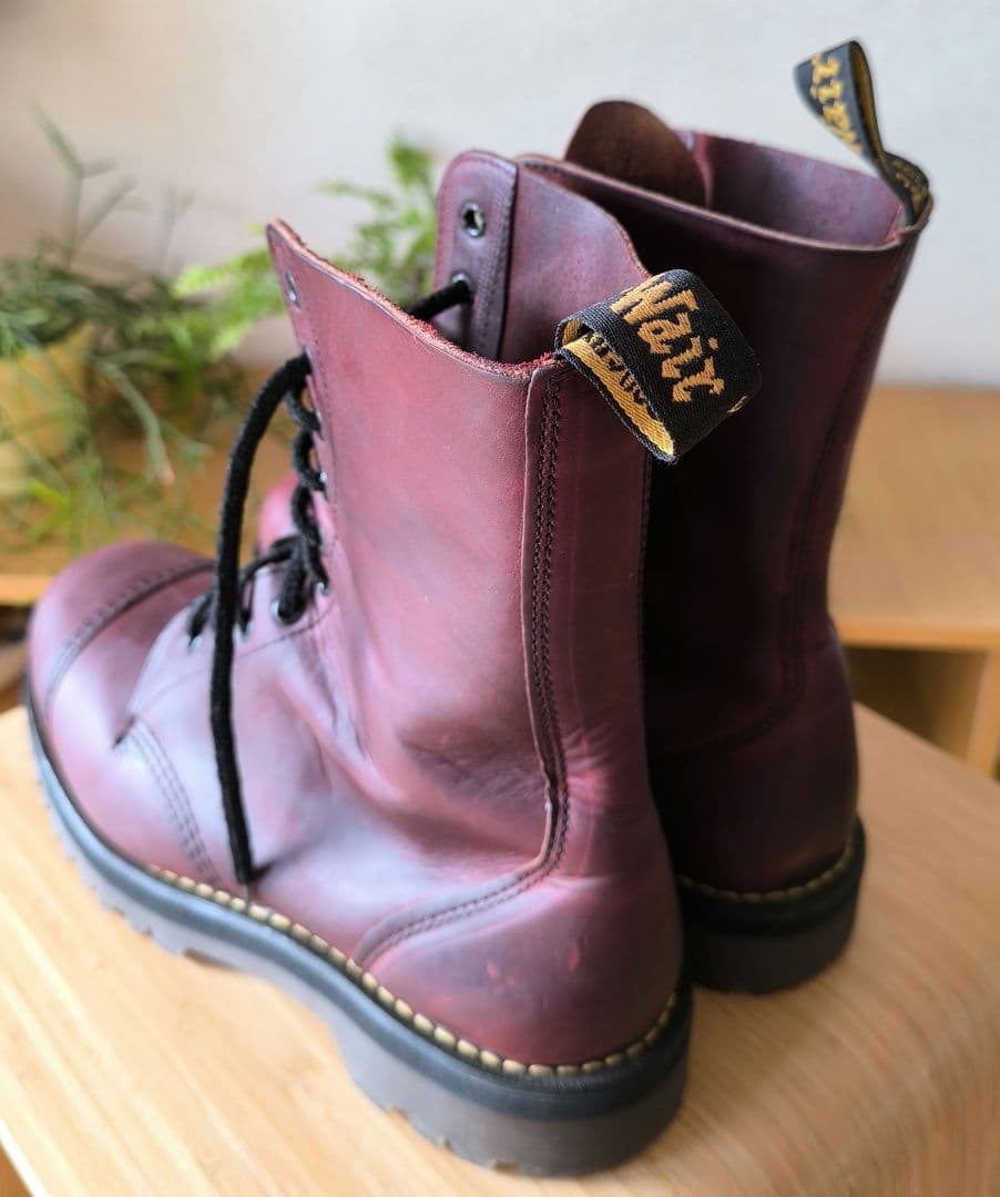 Dr.Martens 10ホール オイルドレザーブーツ 厚底