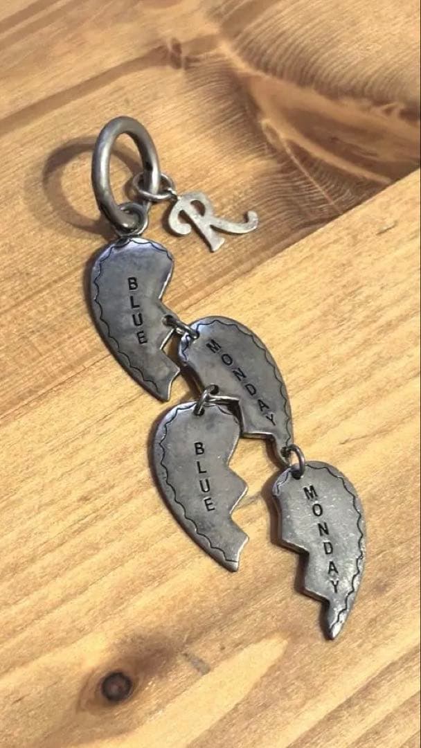 Raf Simons BLUE MONDAY シルバー チャーム