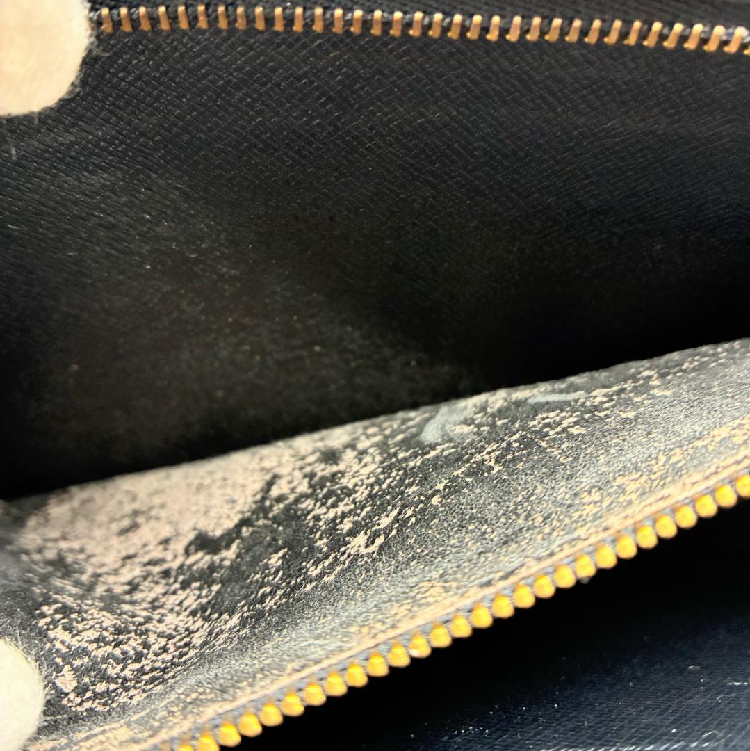 LOUIS VUITTON エピ クラッチバッグ 黒 ブラック A1346A7