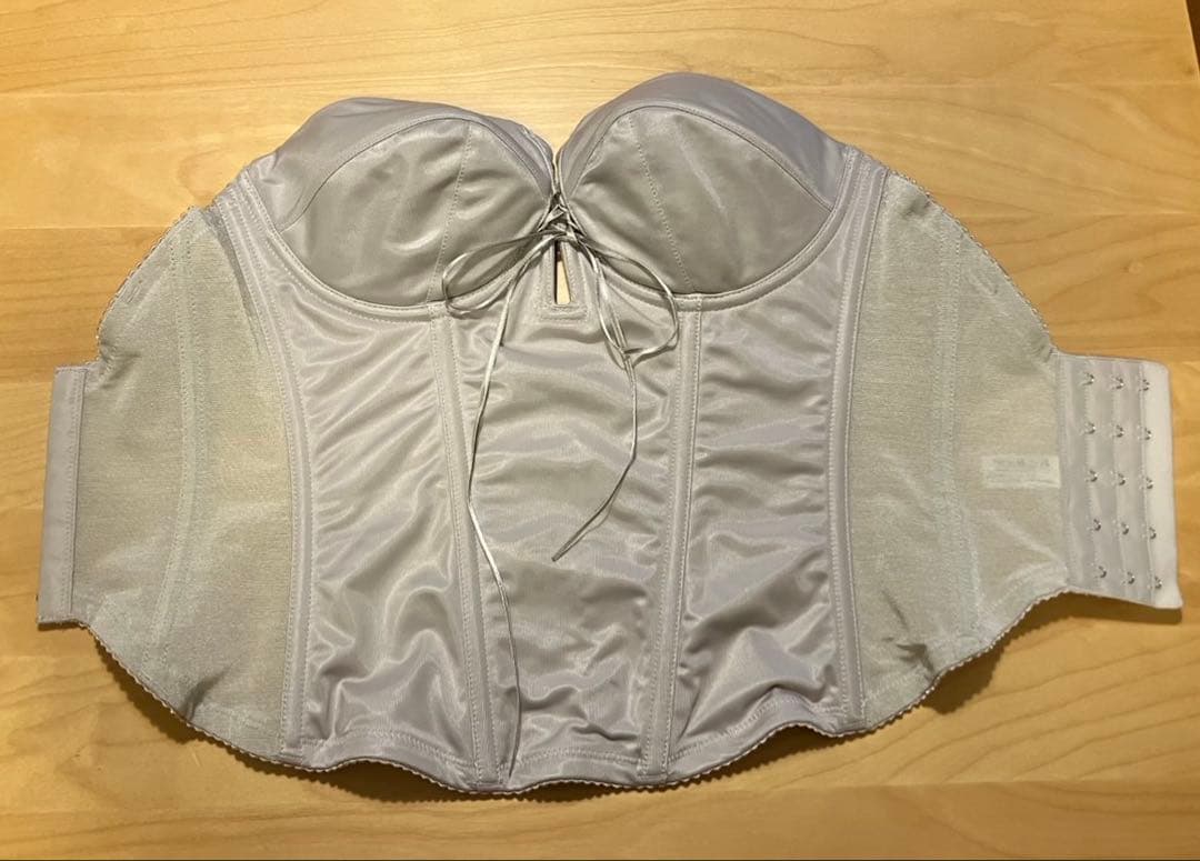 かしわもち　bridal bloom レースアップビスチェ