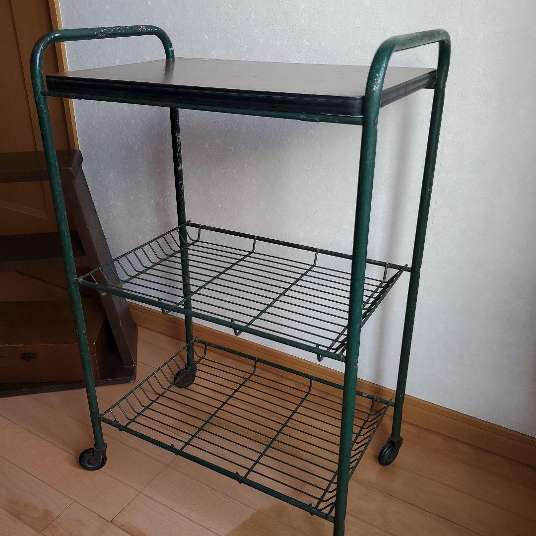 昭和レトロのラック